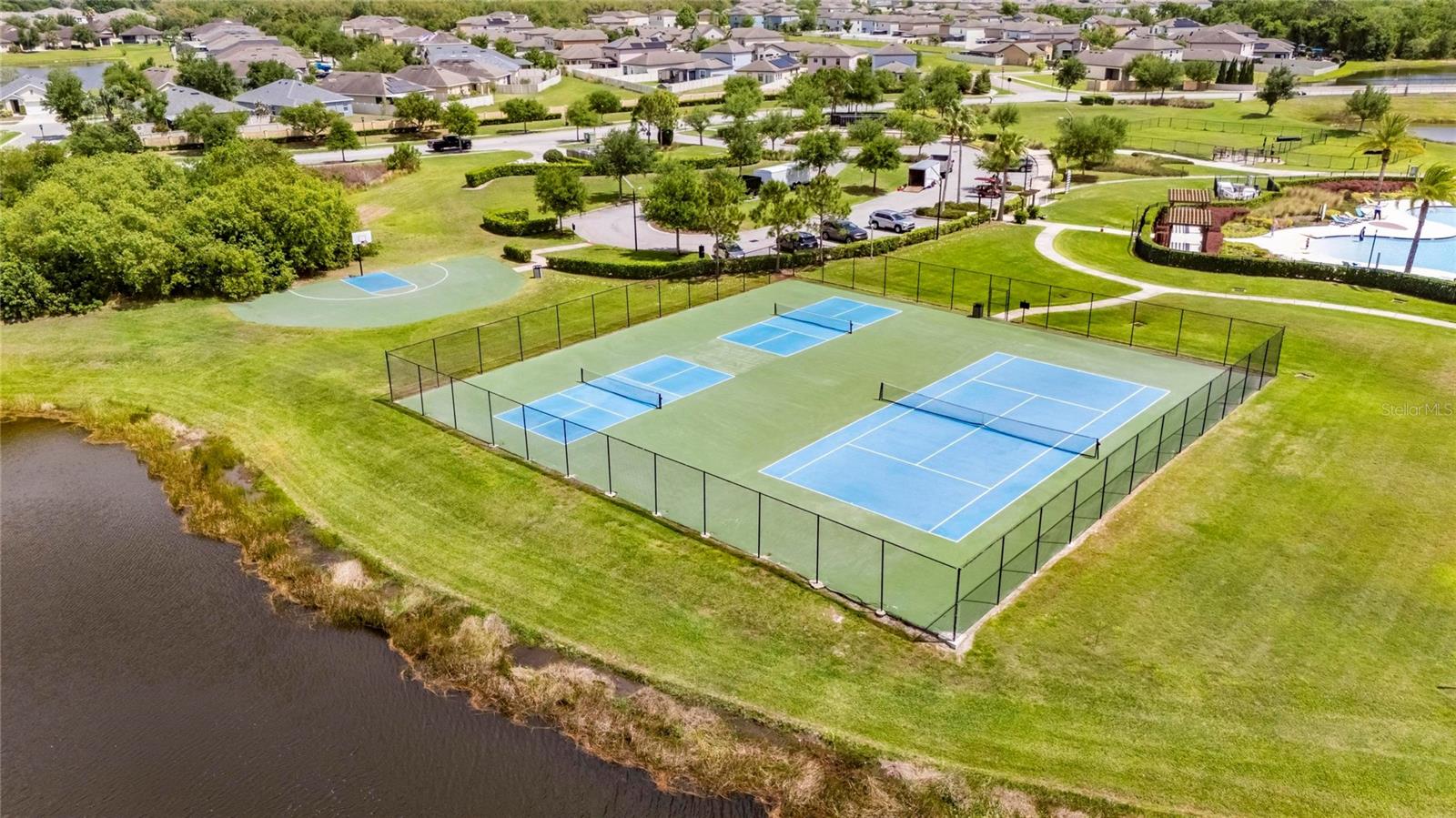 5030 JAGGED CLOUD DR, WIMAUMA, FL, 33598