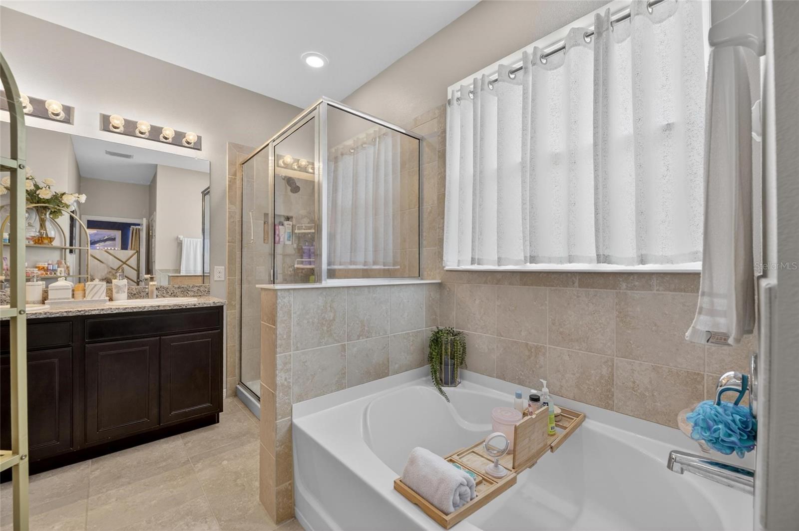 5030 JAGGED CLOUD DR, WIMAUMA, FL, 33598