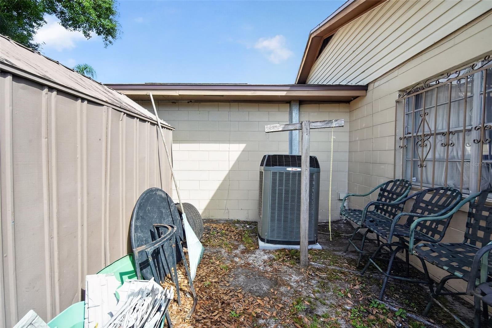 1803 S WILKINS AVE, PLANT CITY, FL, 33563