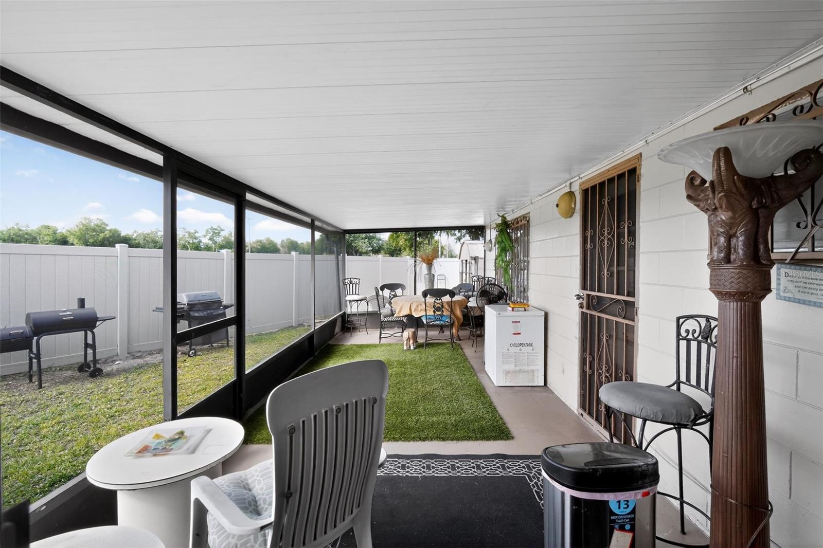 1803 S WILKINS AVE, PLANT CITY, FL, 33563