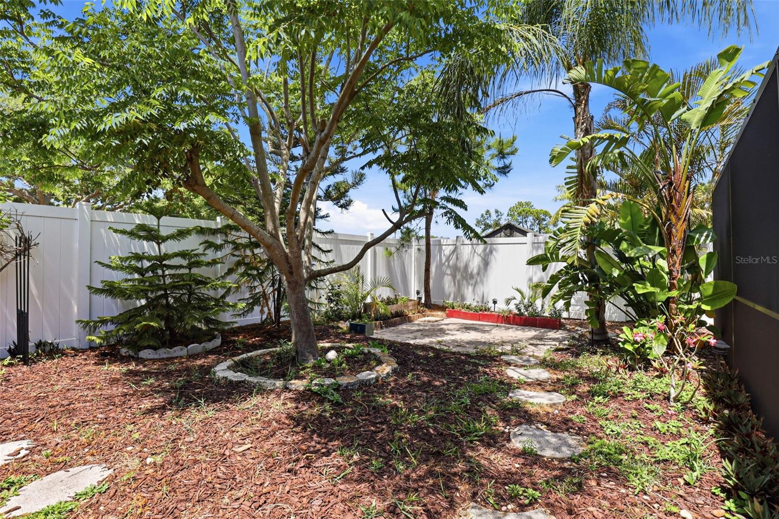 14649 BAY DR, LARGO, FL, 33774