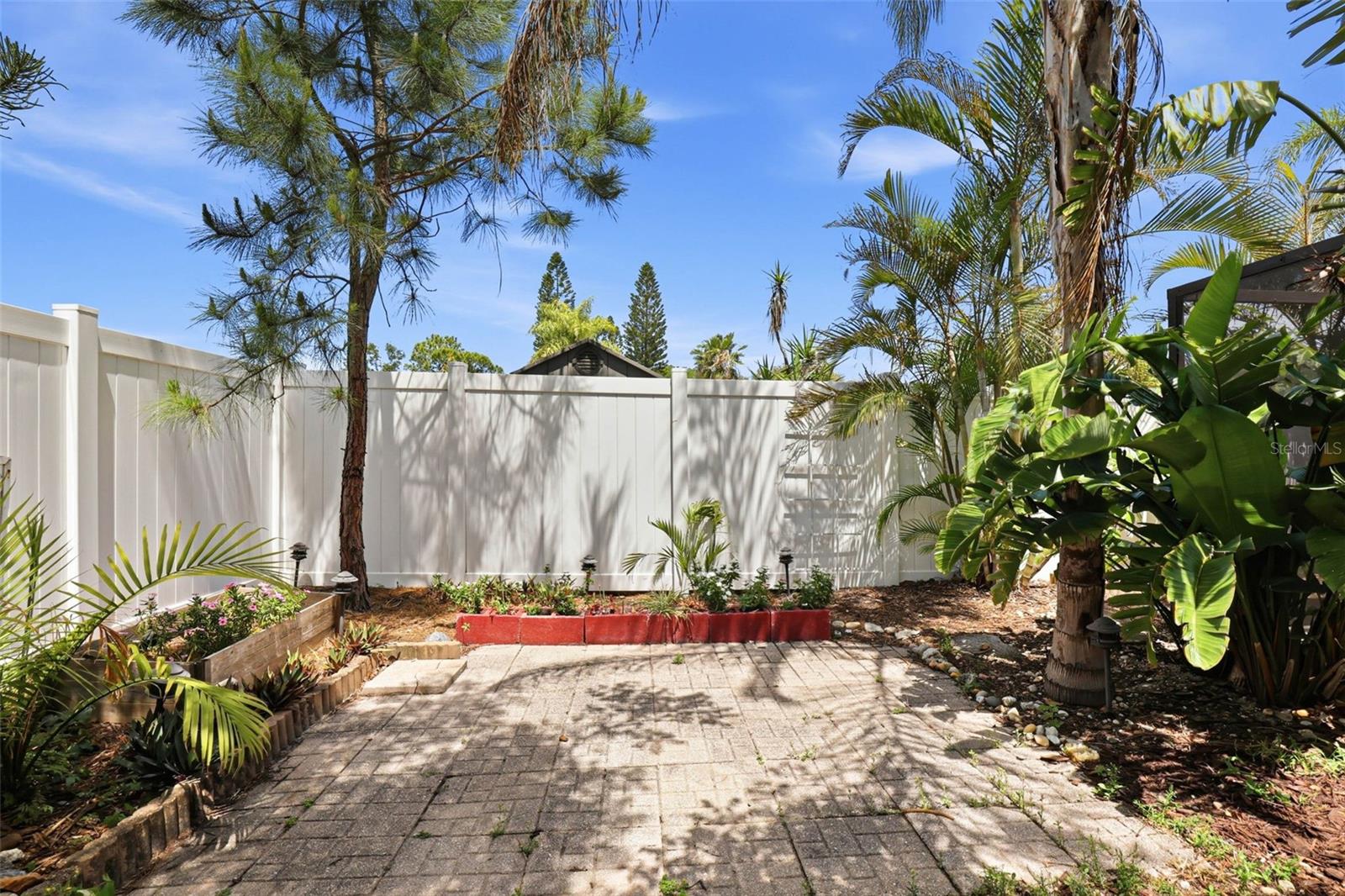 14649 BAY DR, LARGO, FL, 33774