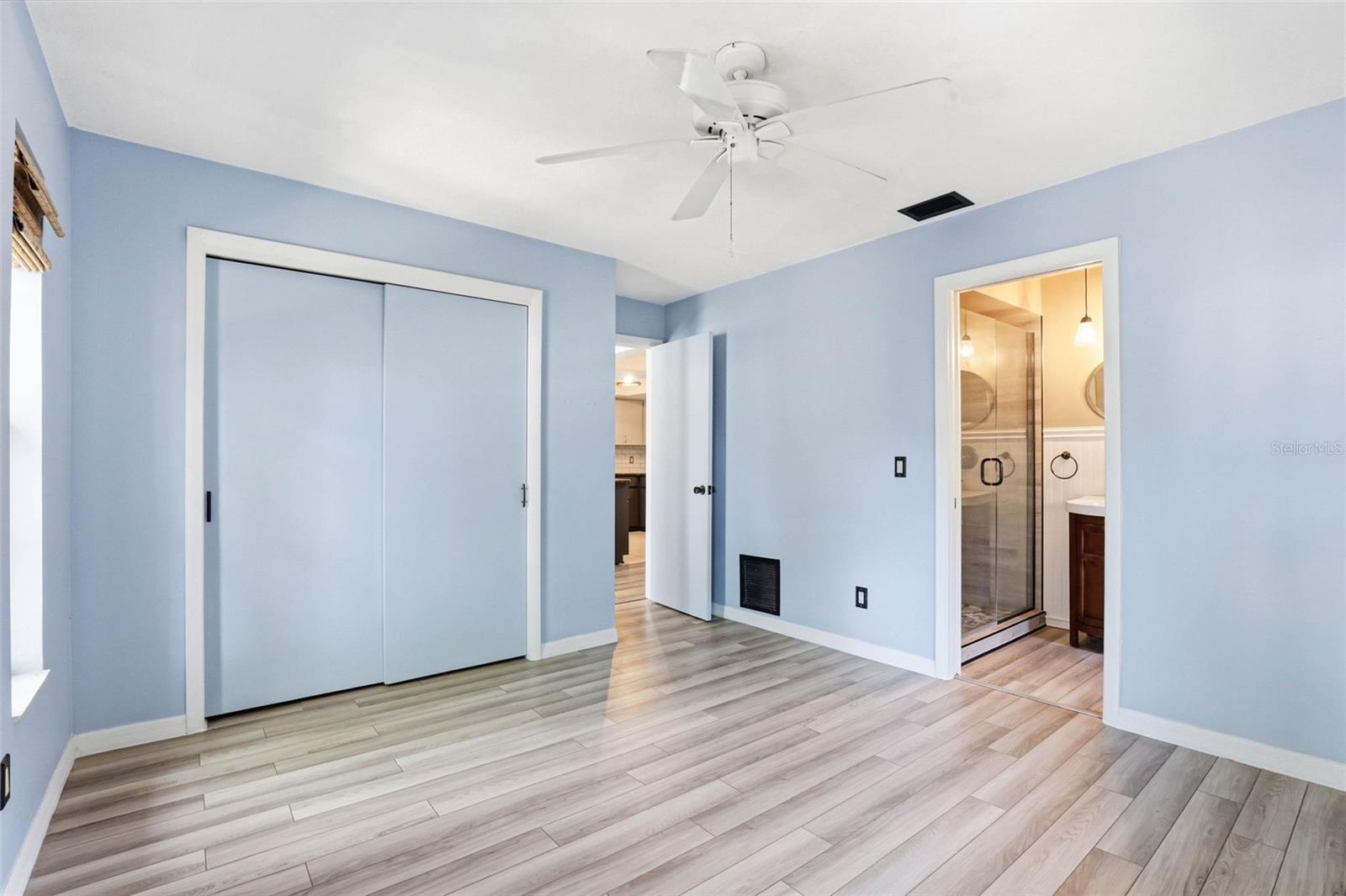 14649 BAY DR, LARGO, FL, 33774