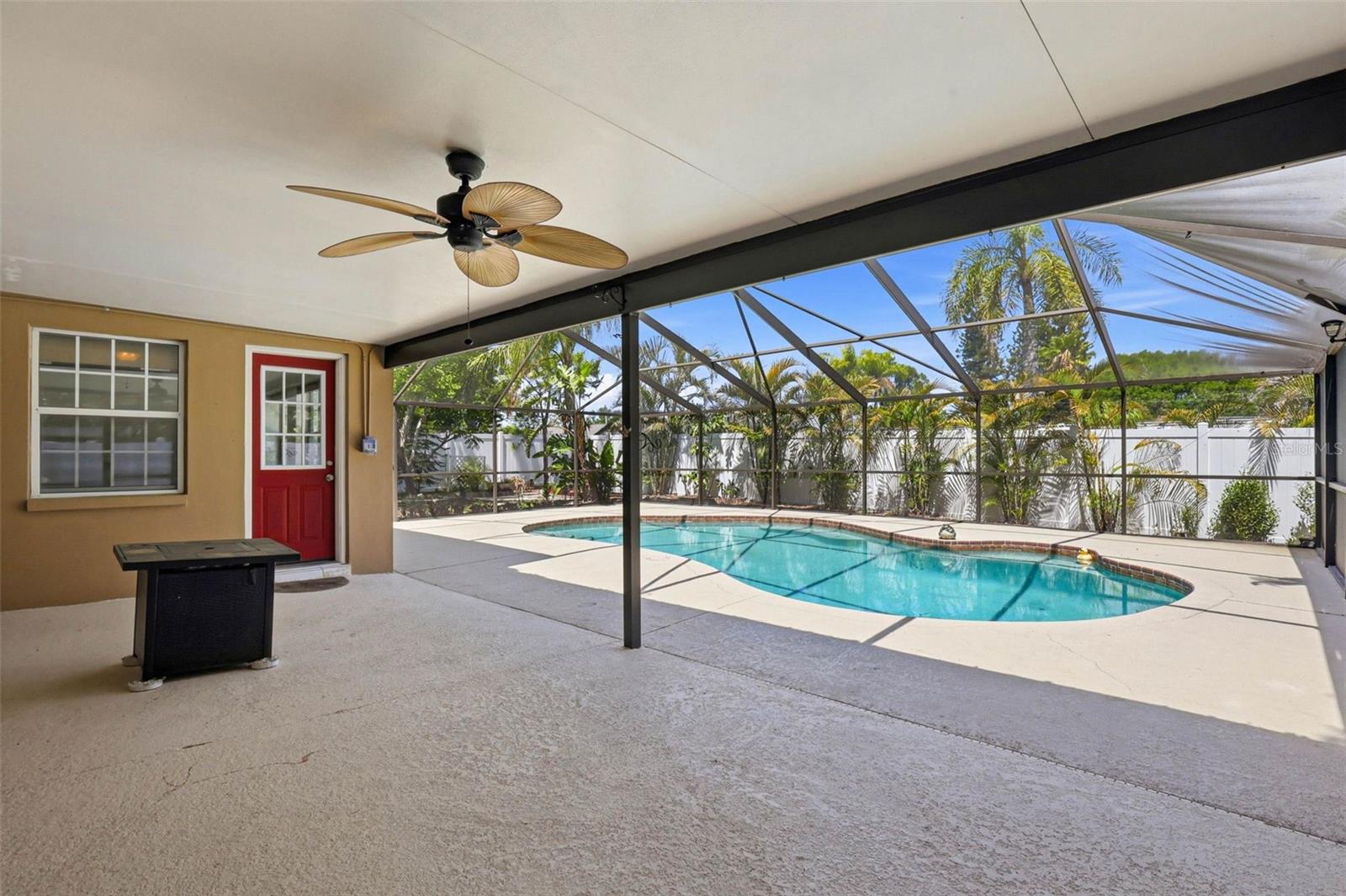 14649 BAY DR, LARGO, FL, 33774