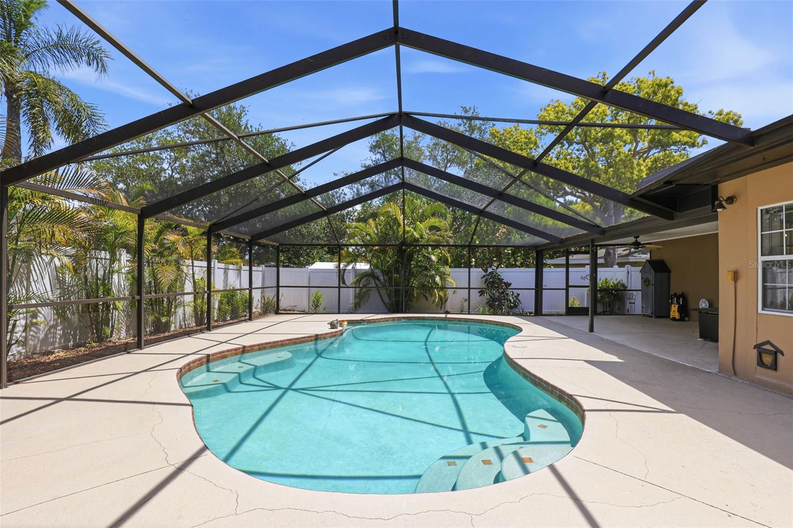 14649 BAY DR, LARGO, FL, 33774