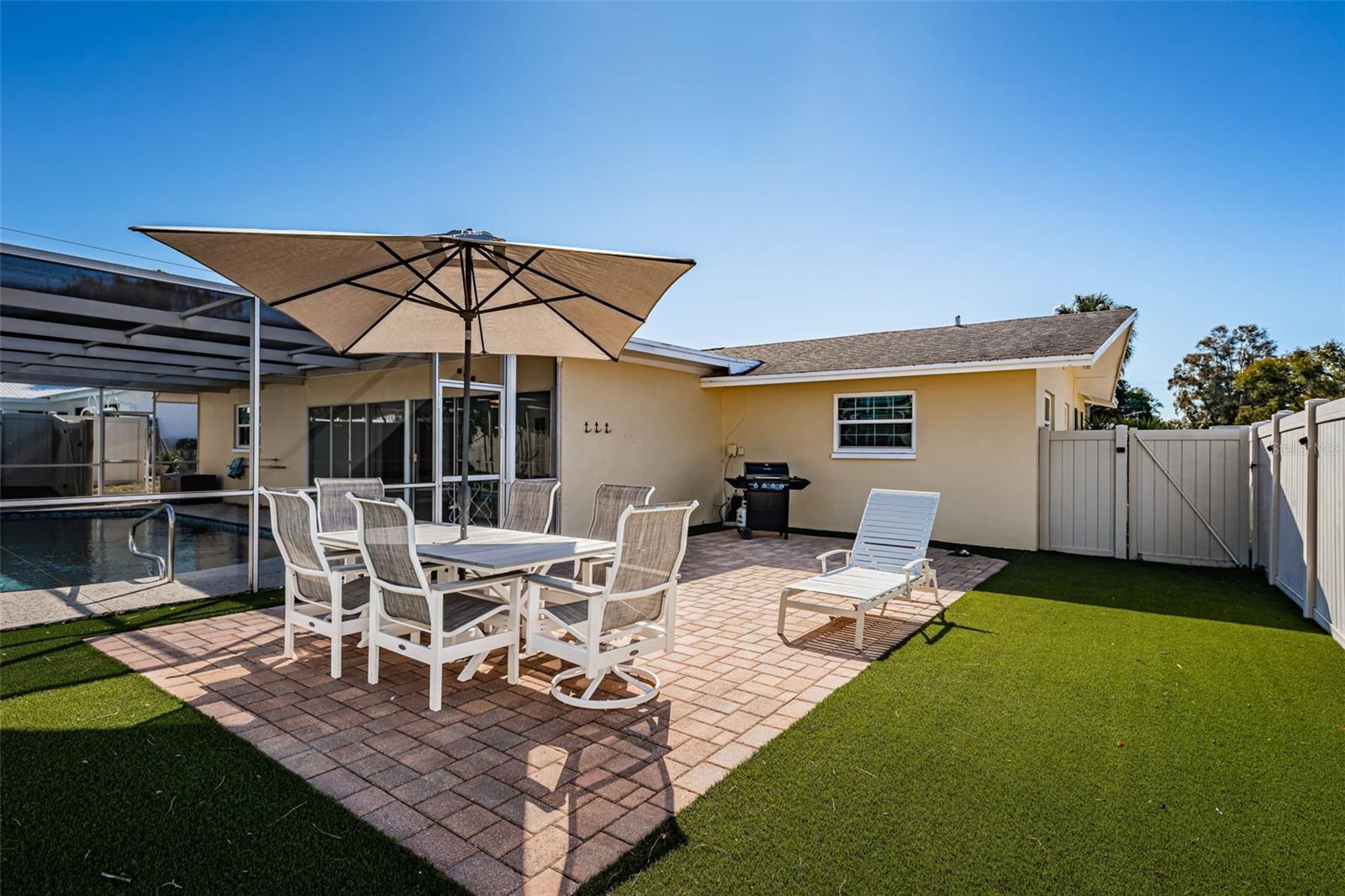 14025 YACHT CLUB BLVD, SEMINOLE, FL, 33776