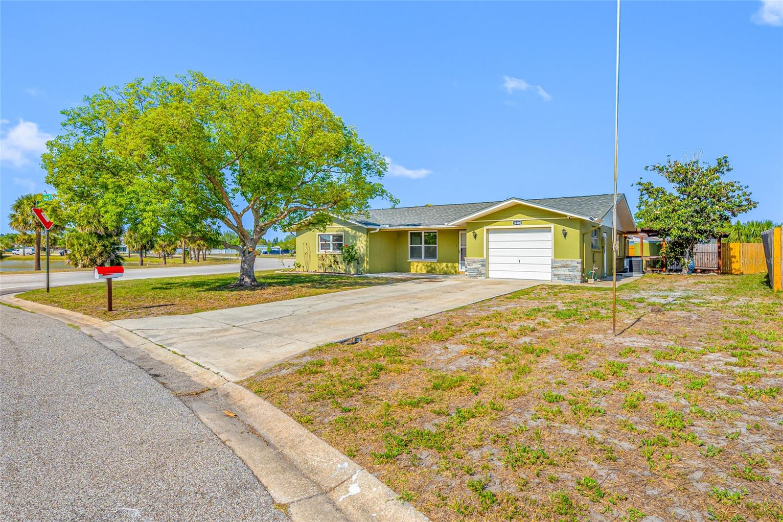 10400 ALICE M CT, PORT RICHEY, FL, 34668