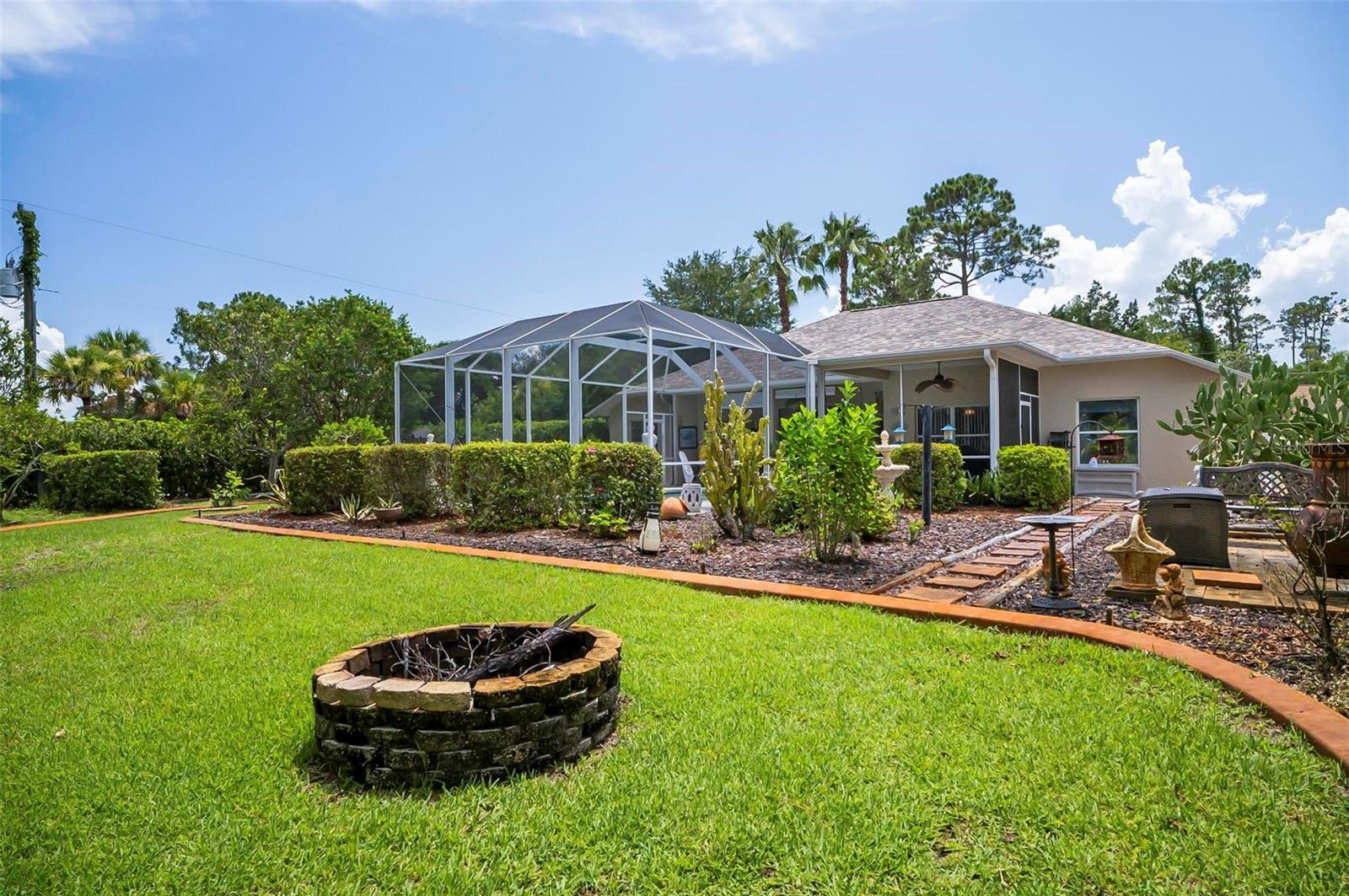 2 WILLOUGHBY PL, PALM COAST, FL, 32164