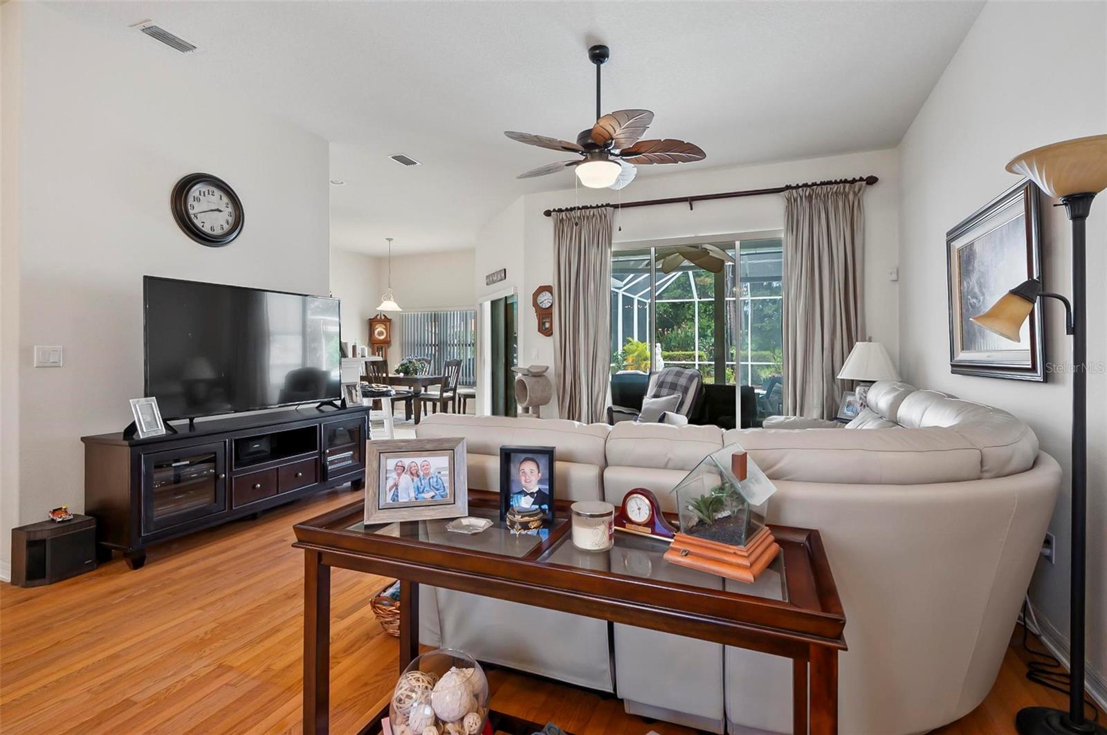 2 WILLOUGHBY PL, PALM COAST, FL, 32164