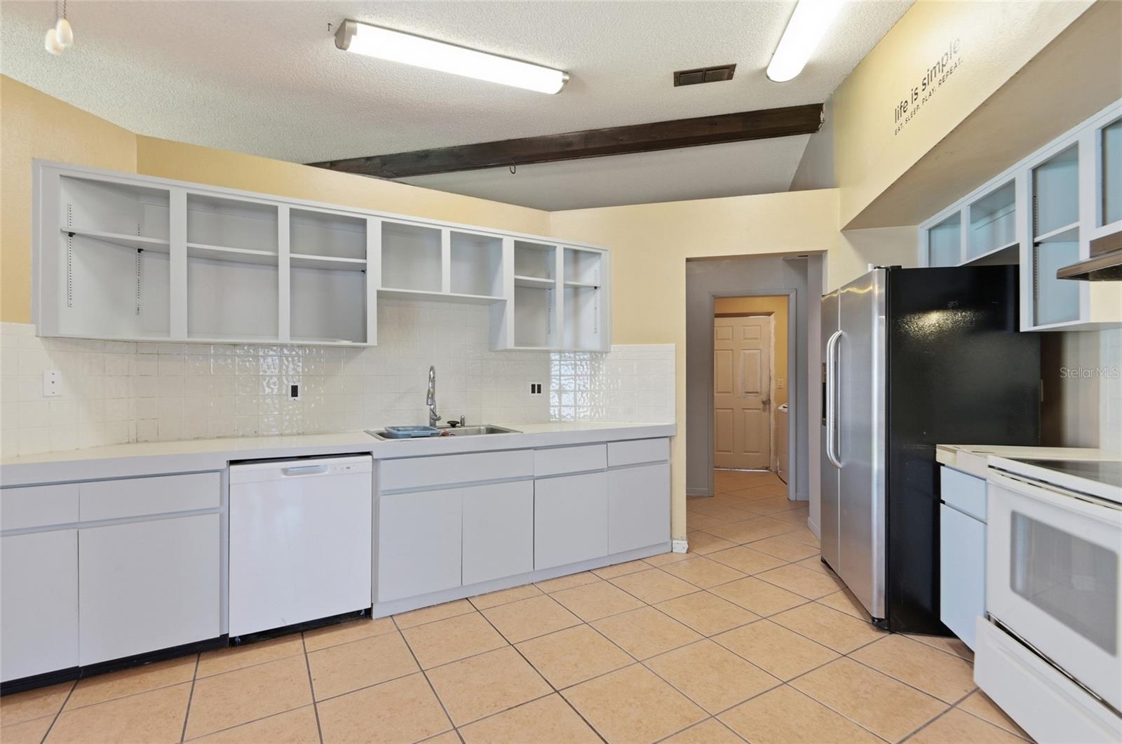 8161 SHALOM DR, SPRING HILL, FL, 34606