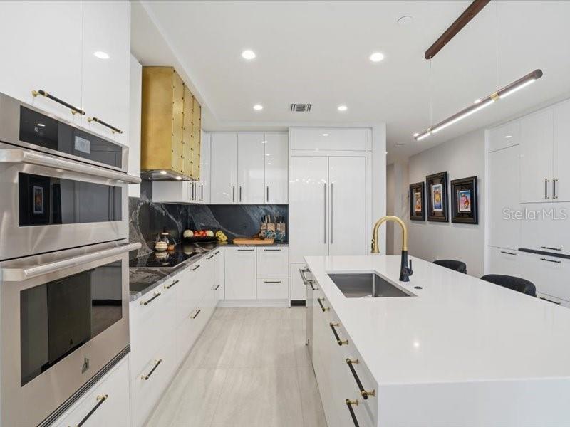 301 1ST ST S #907, ST PETERSBURG, FL, 33701