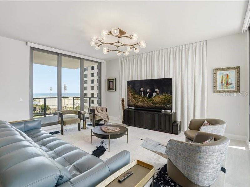 301 1ST ST S #907, ST PETERSBURG, FL, 33701