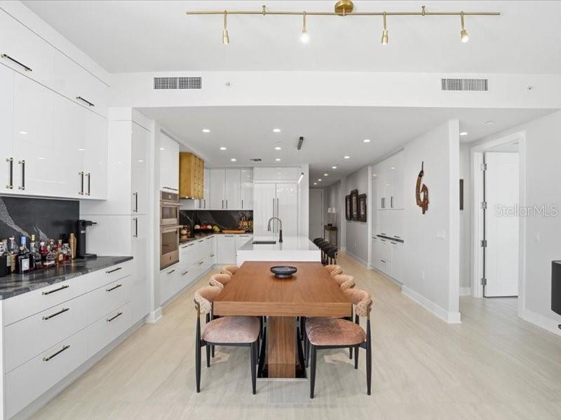 301 1ST ST S #907, ST PETERSBURG, FL, 33701