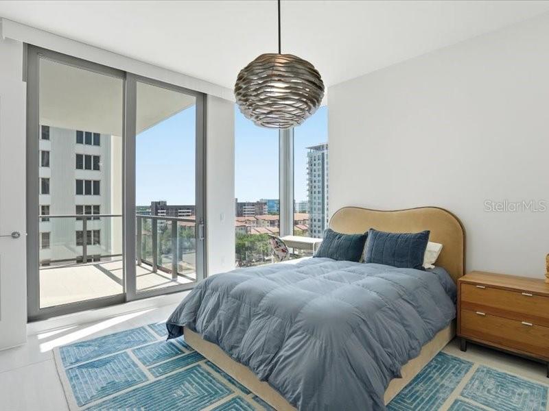 301 1ST ST S #907, ST PETERSBURG, FL, 33701