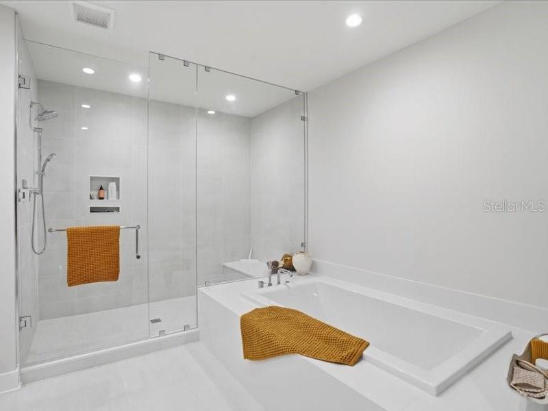 301 1ST ST S #907, ST PETERSBURG, FL, 33701