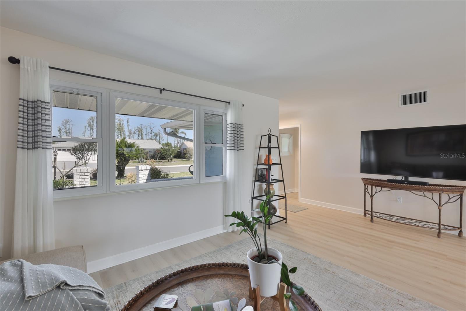 1704 DANBURY DR, SUN CITY CENTER, FL, 33573