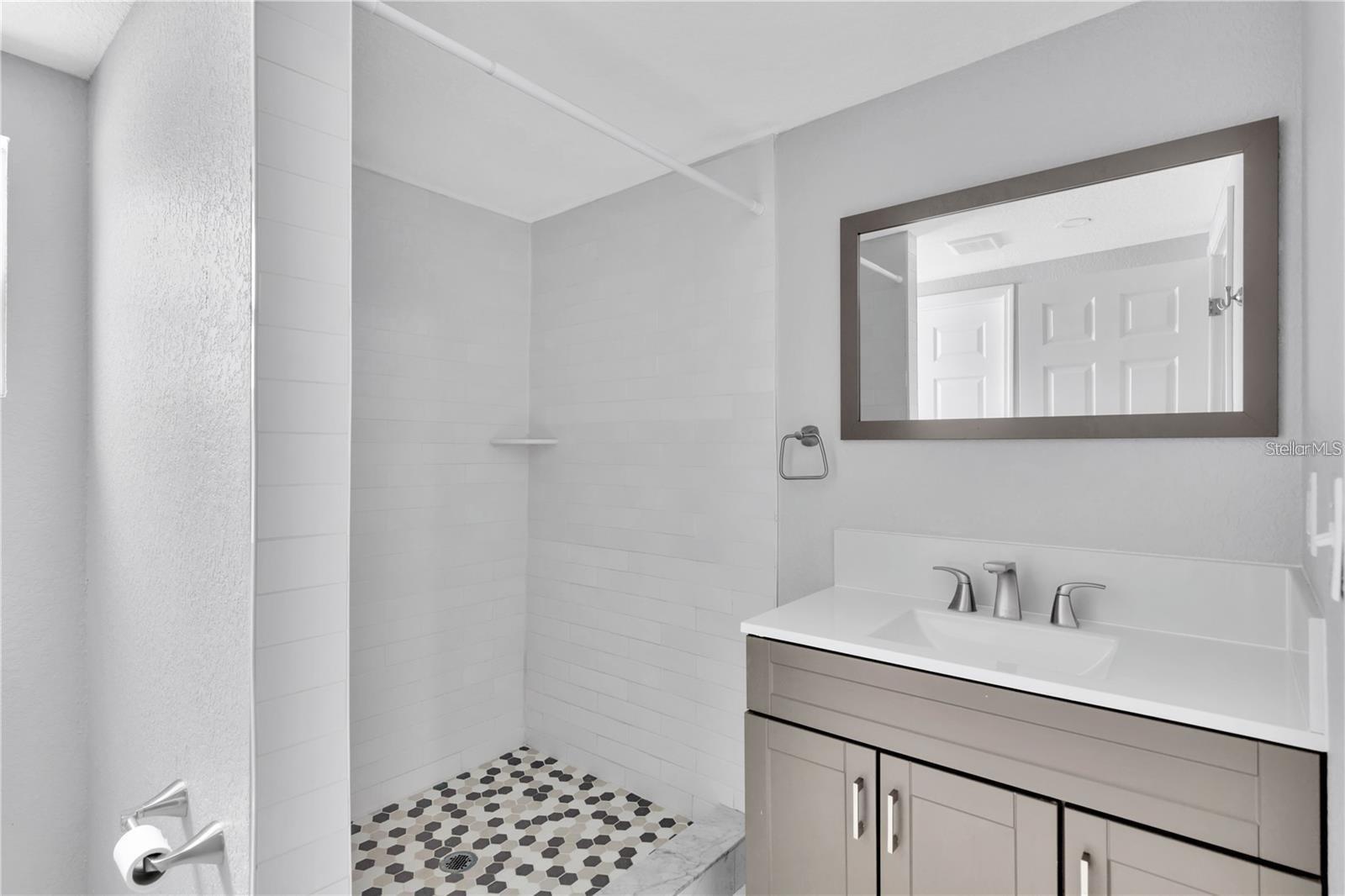 2223 GORDON ST, TAMPA, FL, 33605