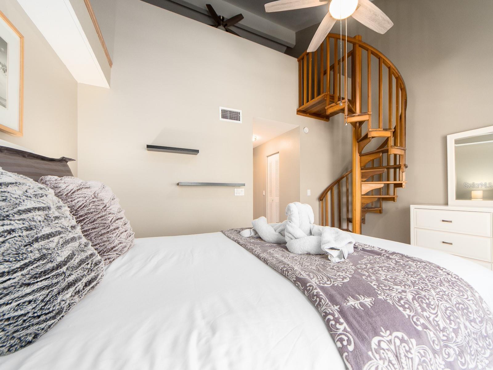 320 ISLAND WAY #606, CLEARWATER BEACH, FL, 33767