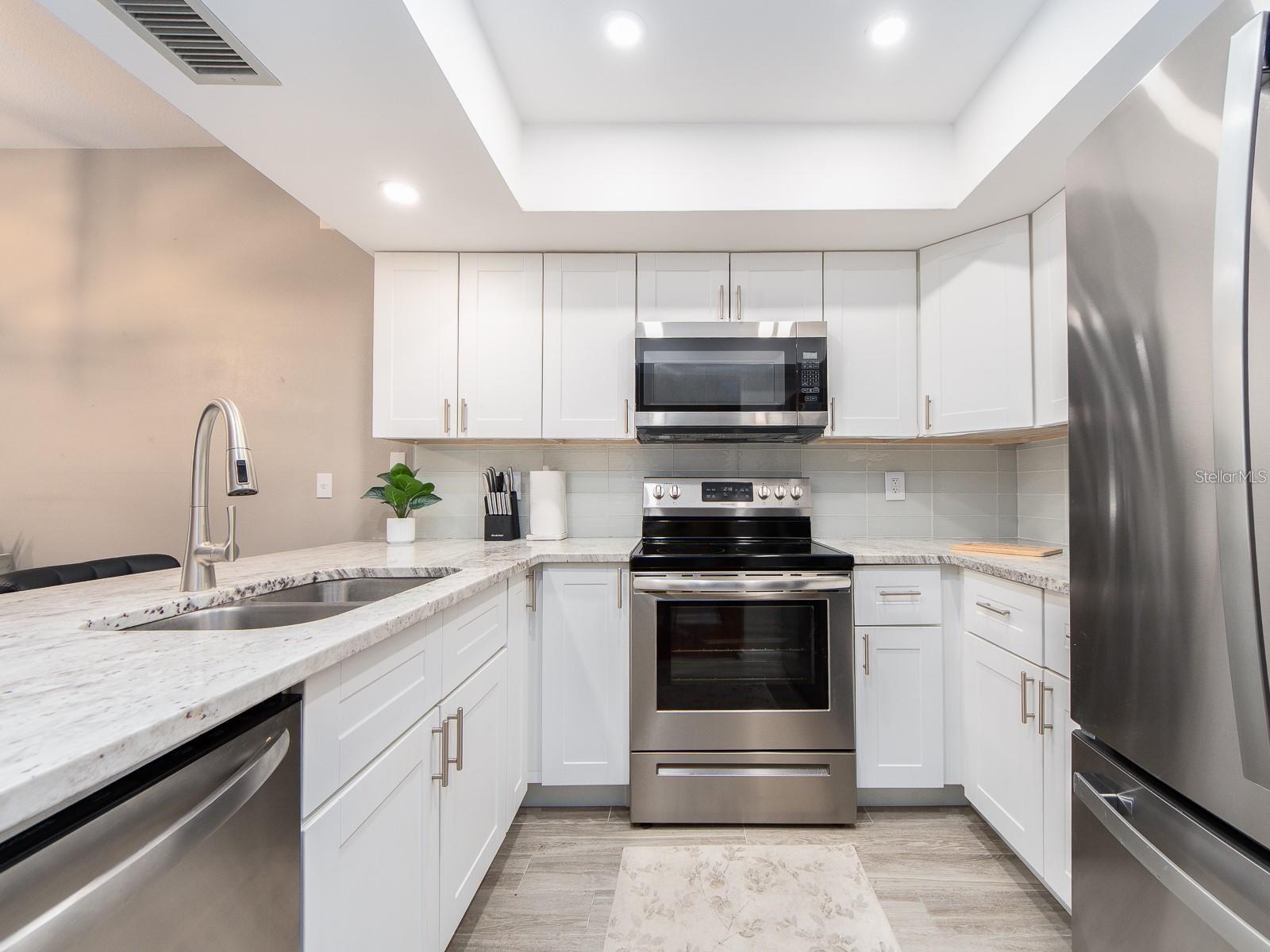 320 ISLAND WAY #606, CLEARWATER BEACH, FL, 33767