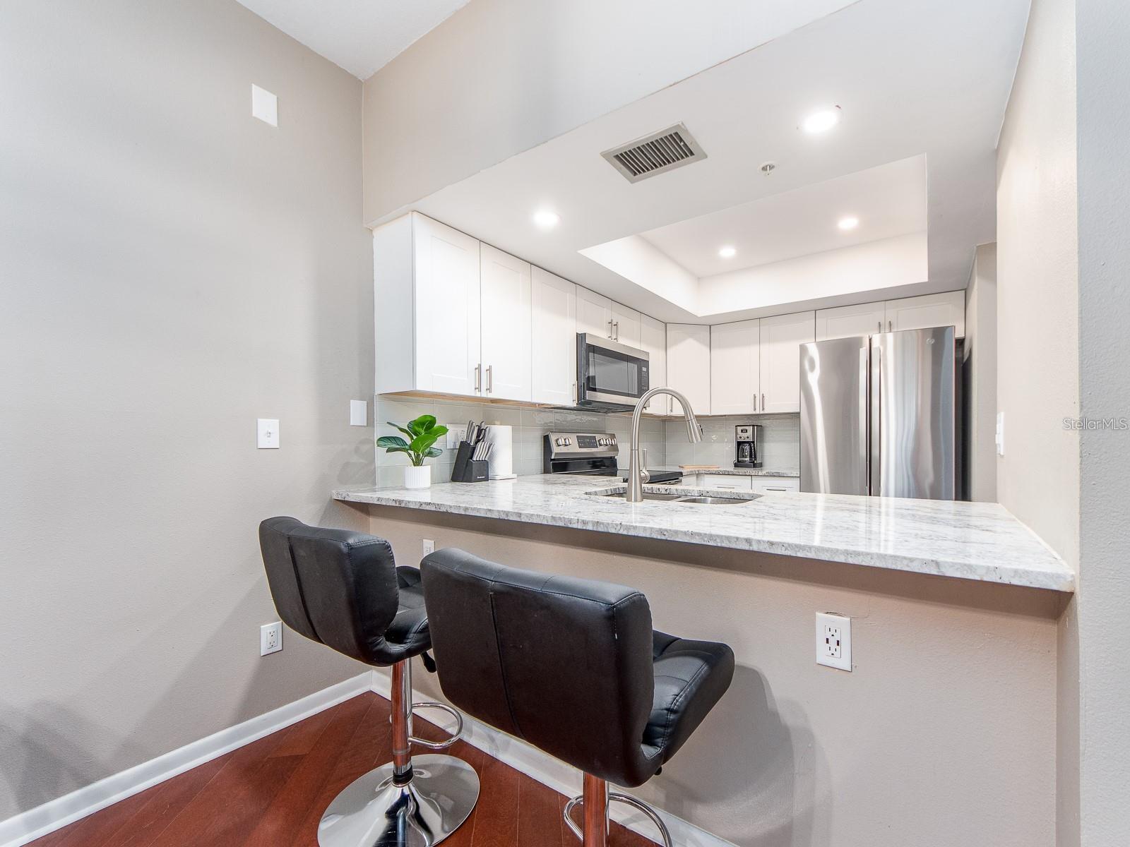 320 ISLAND WAY #606, CLEARWATER BEACH, FL, 33767