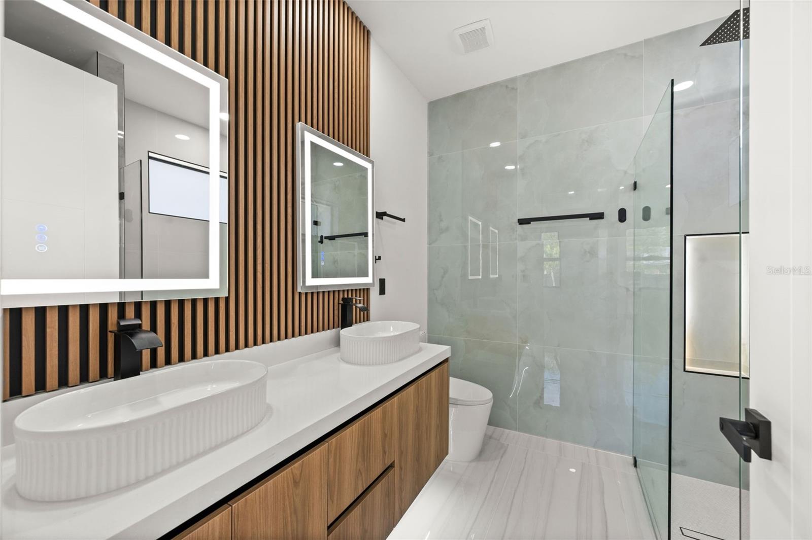 2519 NW 18TH PL, CAPE CORAL, FL, 33993