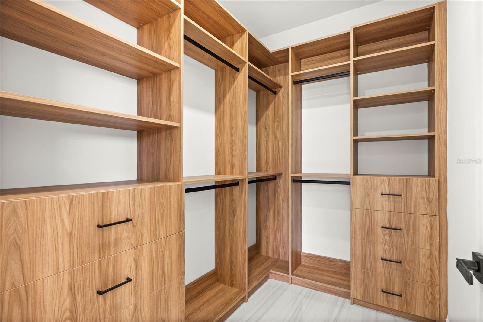 2519 NW 18TH PL, CAPE CORAL, FL, 33993