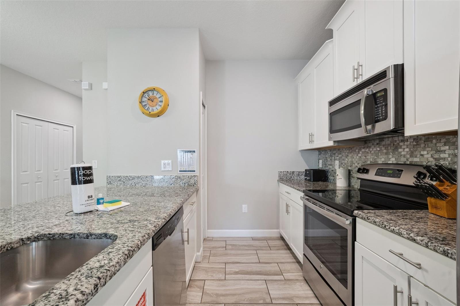 1610 MOON VALLEY DR, DAVENPORT, FL, 33896