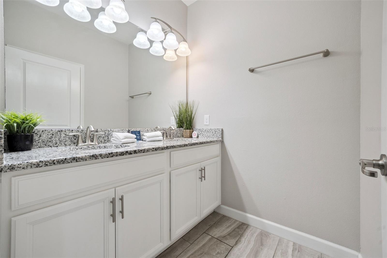 1610 MOON VALLEY DR, DAVENPORT, FL, 33896