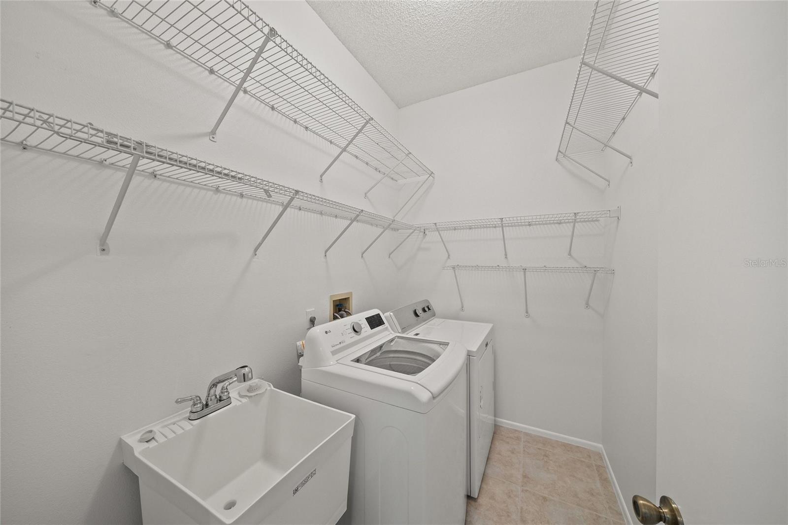 111 41ST ST NE, BRADENTON, FL, 34208