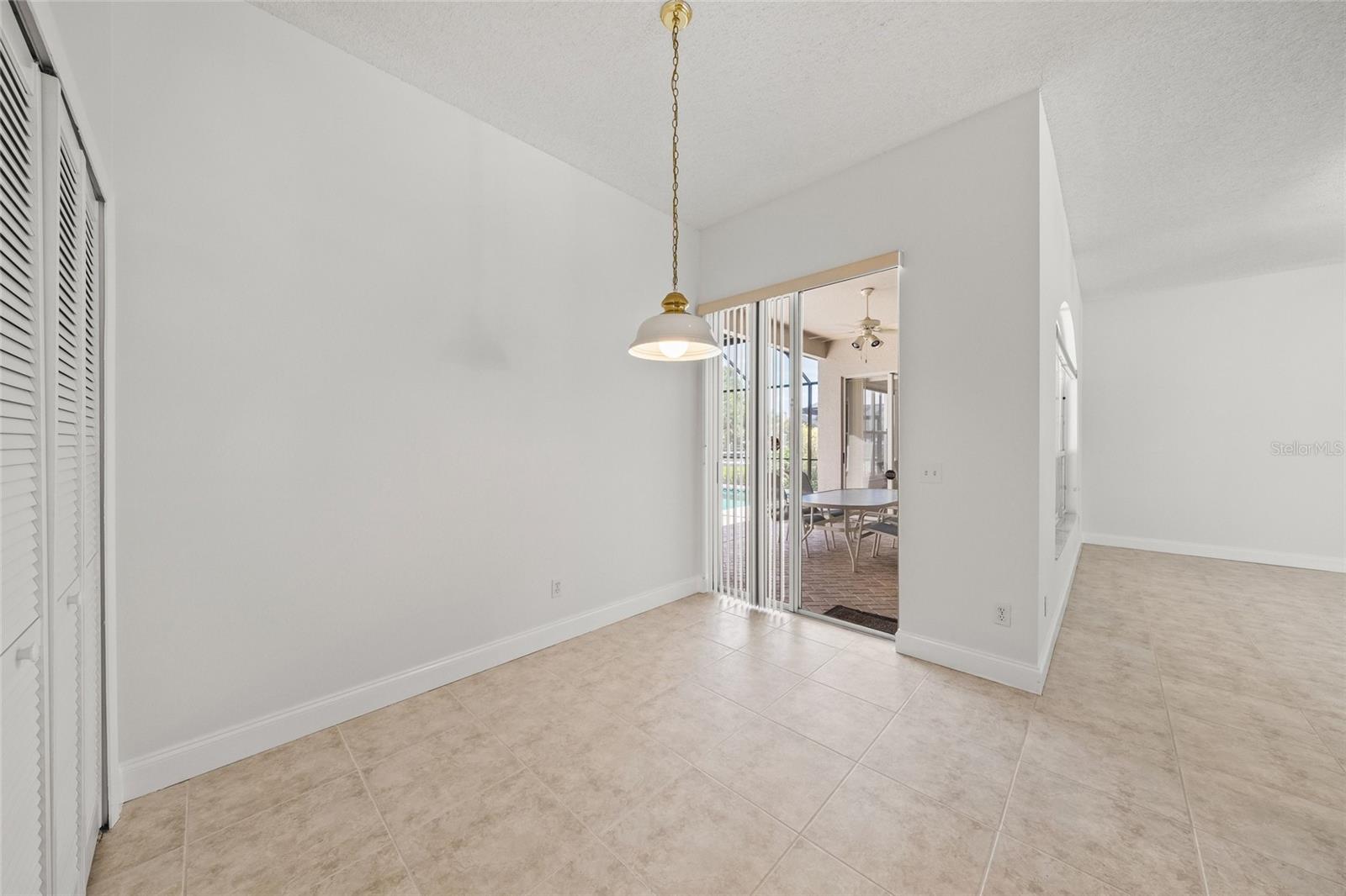 111 41ST ST NE, BRADENTON, FL, 34208