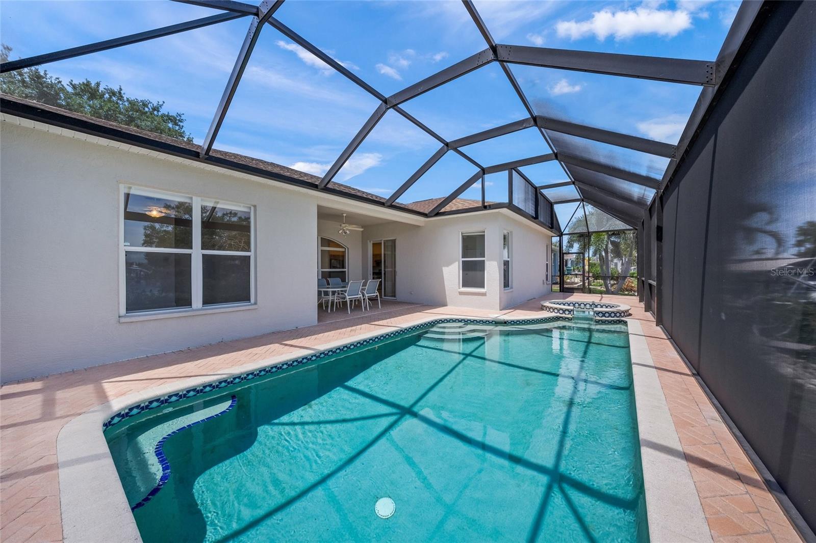 111 41ST ST NE, BRADENTON, FL, 34208