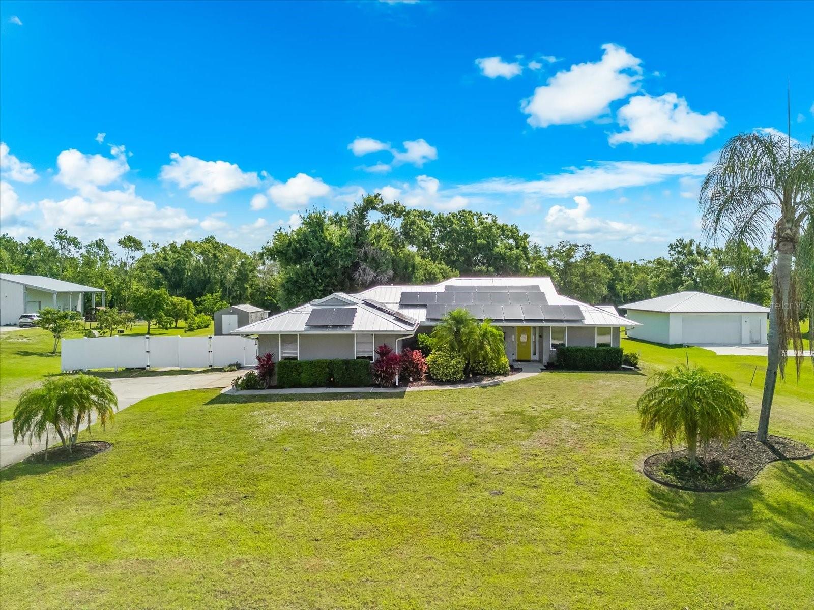 1821 RACIMO DR, SARASOTA, FL, 34240