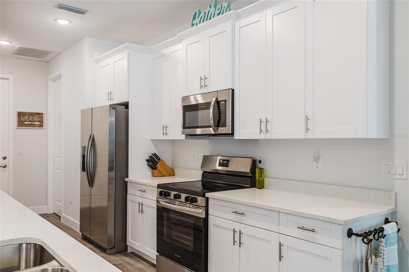 908 HIBISCUS AVE, LEHIGH ACRES, FL, 33972