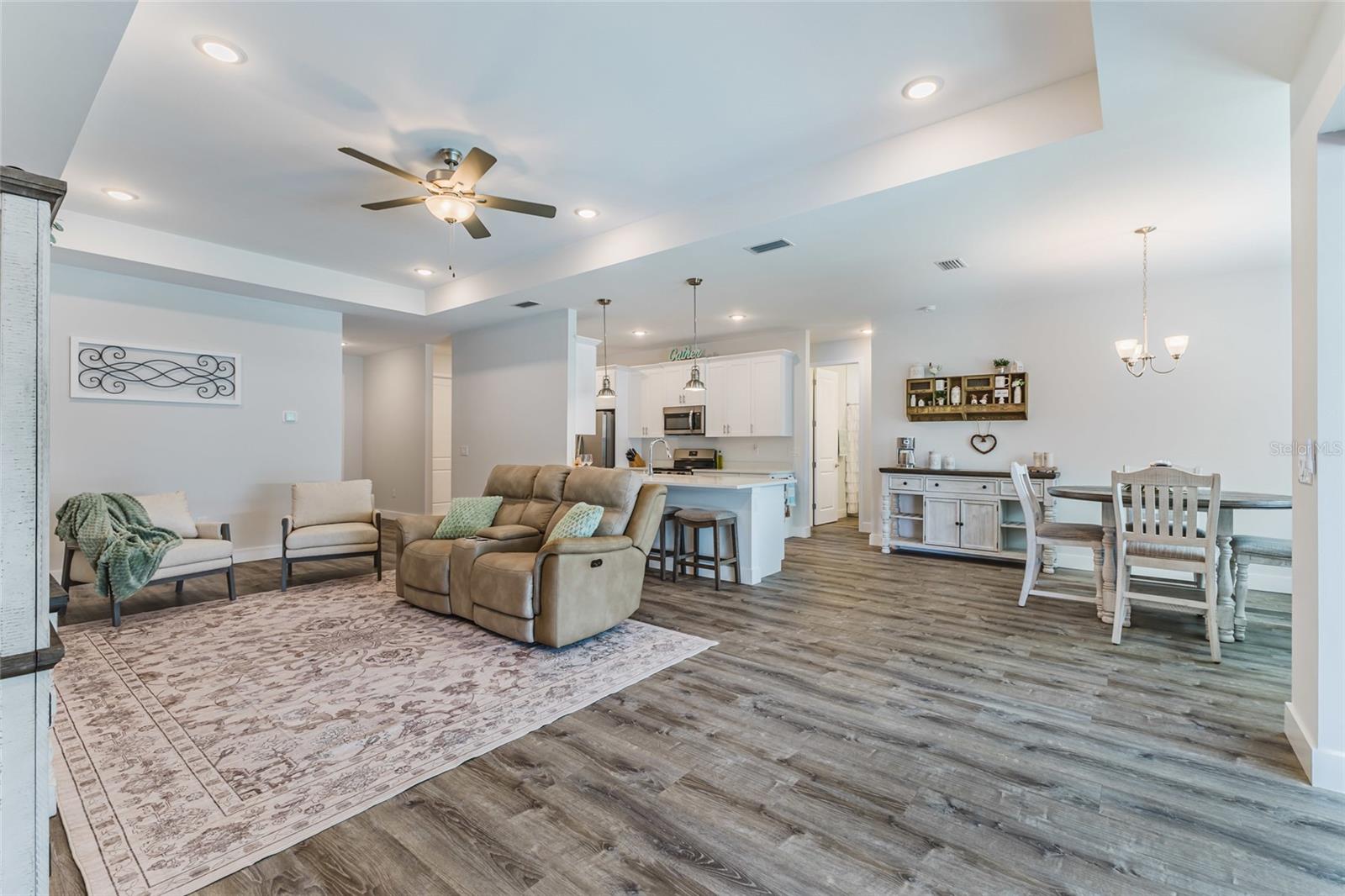 908 HIBISCUS AVE, LEHIGH ACRES, FL, 33972