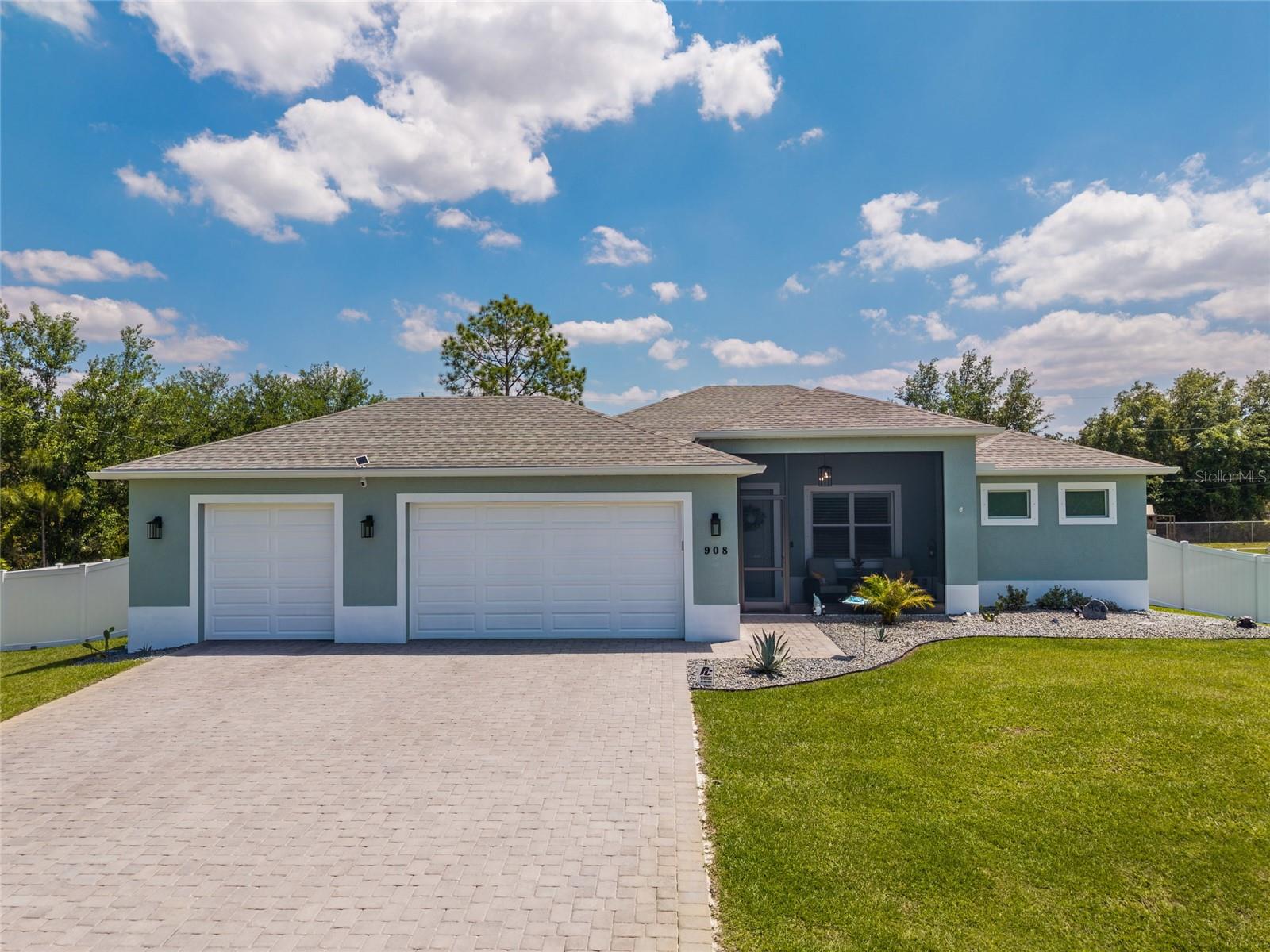 908 HIBISCUS AVE, LEHIGH ACRES, FL, 33972