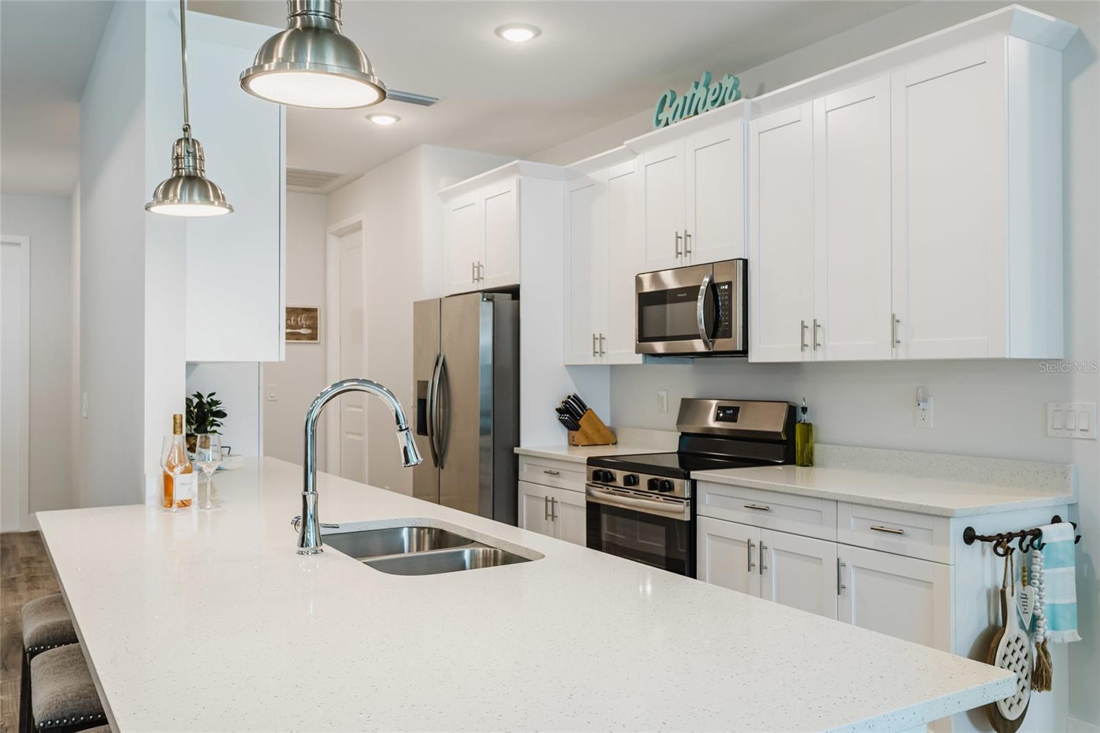 908 HIBISCUS AVE, LEHIGH ACRES, FL, 33972