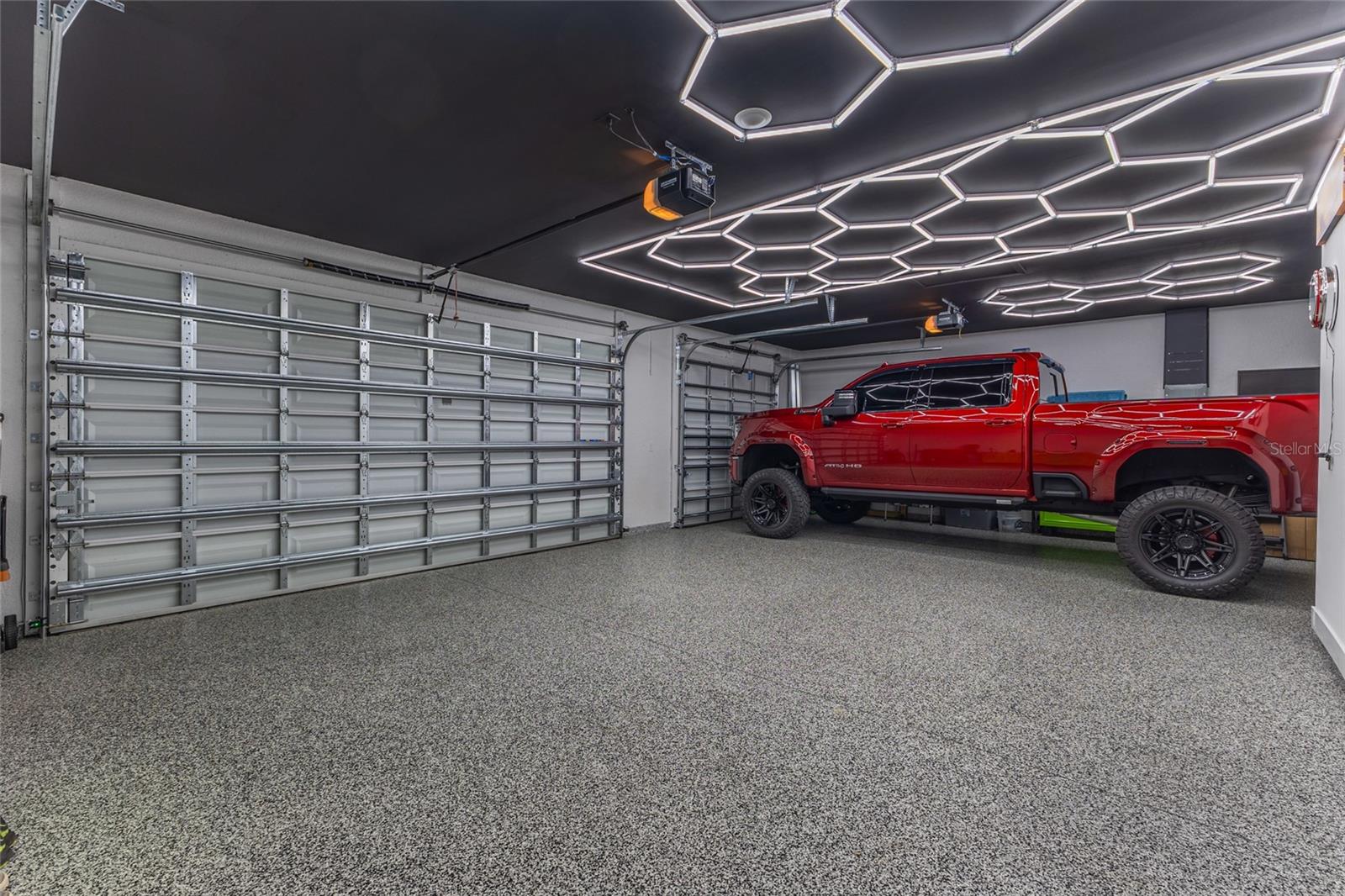 908 HIBISCUS AVE, LEHIGH ACRES, FL, 33972