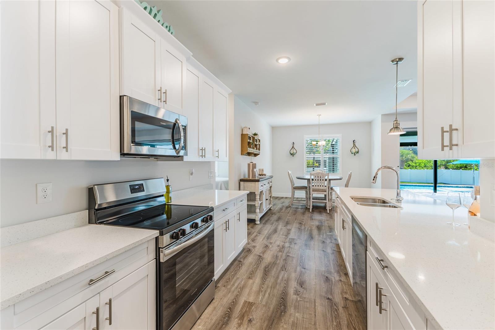 908 HIBISCUS AVE, LEHIGH ACRES, FL, 33972