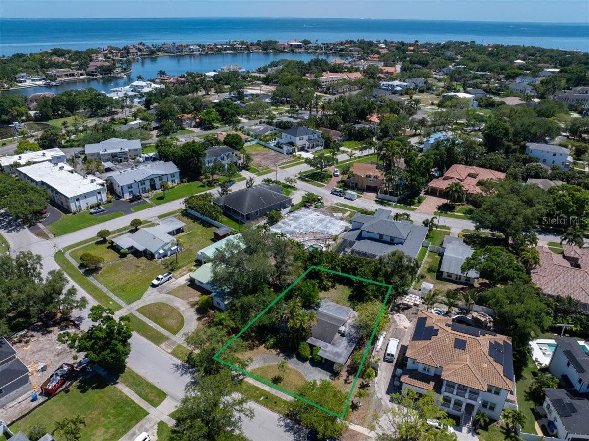 459 BAYVIEW DR NE, ST PETERSBURG, FL, 33704