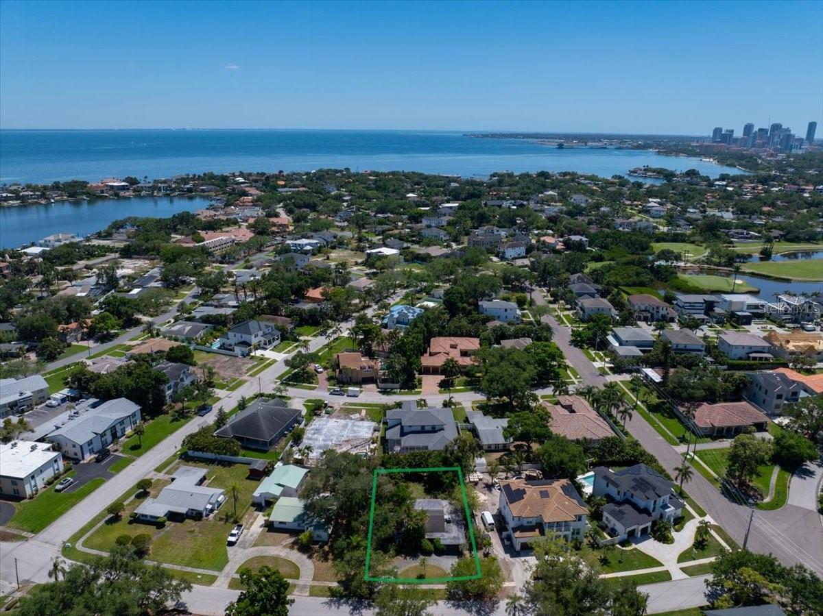 459 BAYVIEW DR NE, ST PETERSBURG, FL, 33704