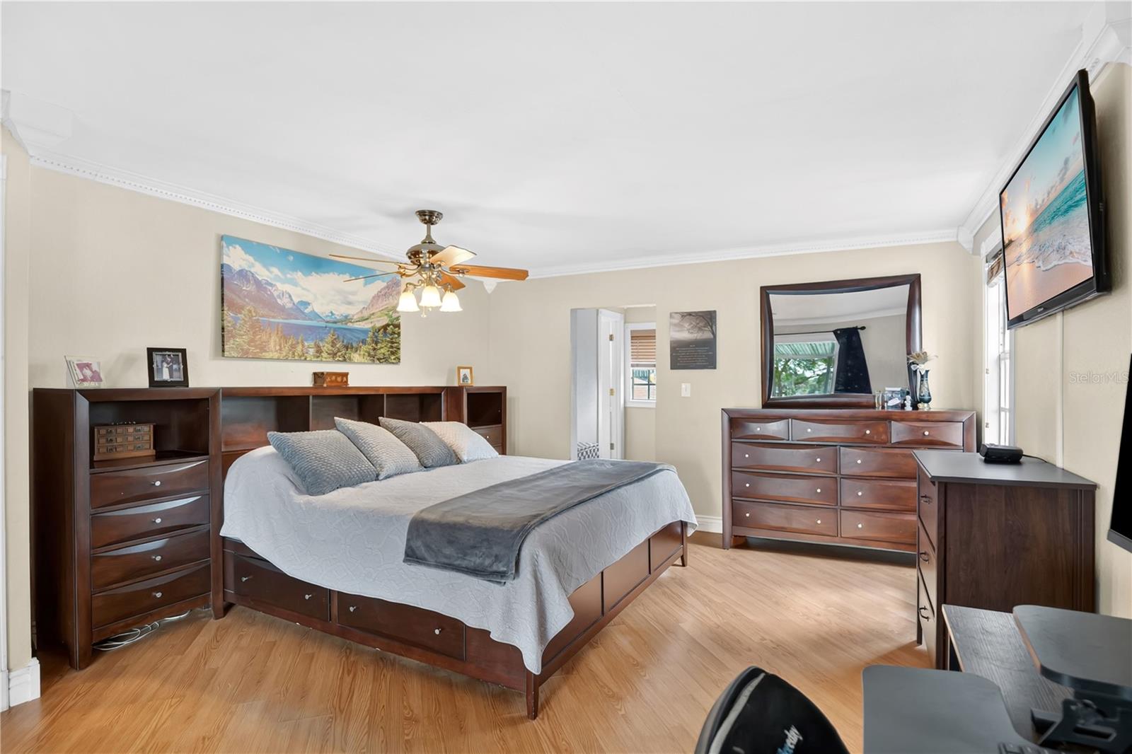 619 GATLIN AVE, ORLANDO, FL, 32806