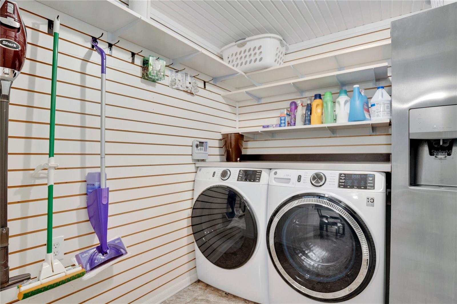 619 GATLIN AVE, ORLANDO, FL, 32806