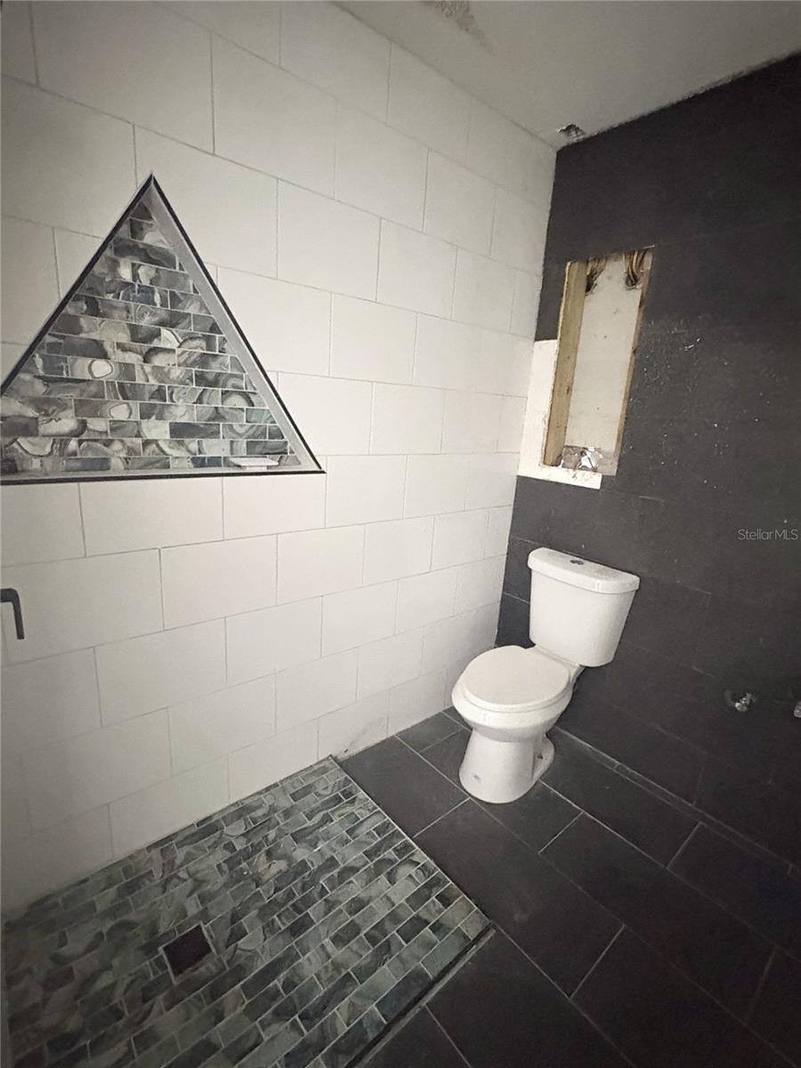 7019 N WILLOW AVE, TAMPA, FL, 33604