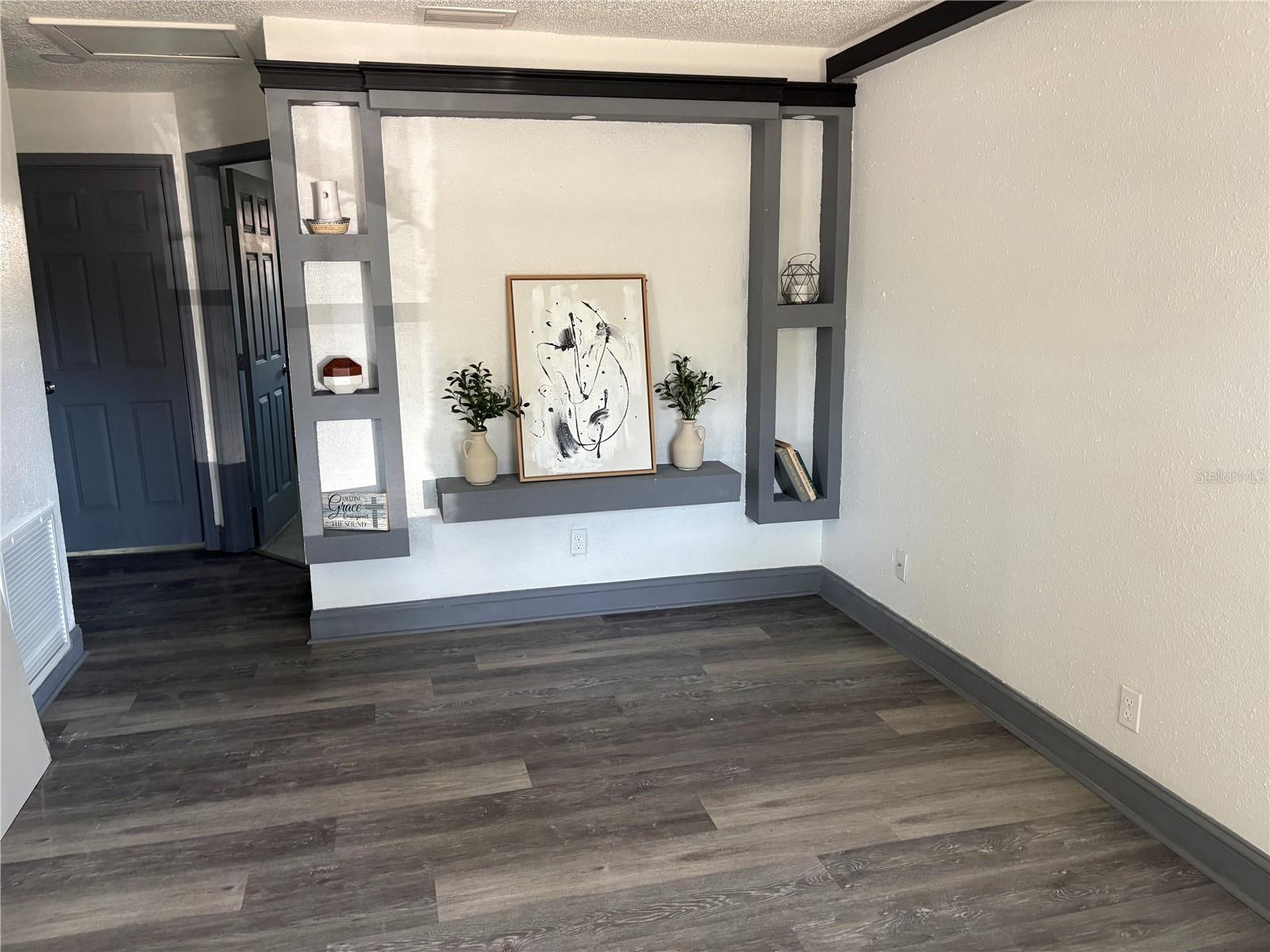 7019 N WILLOW AVE, TAMPA, FL, 33604