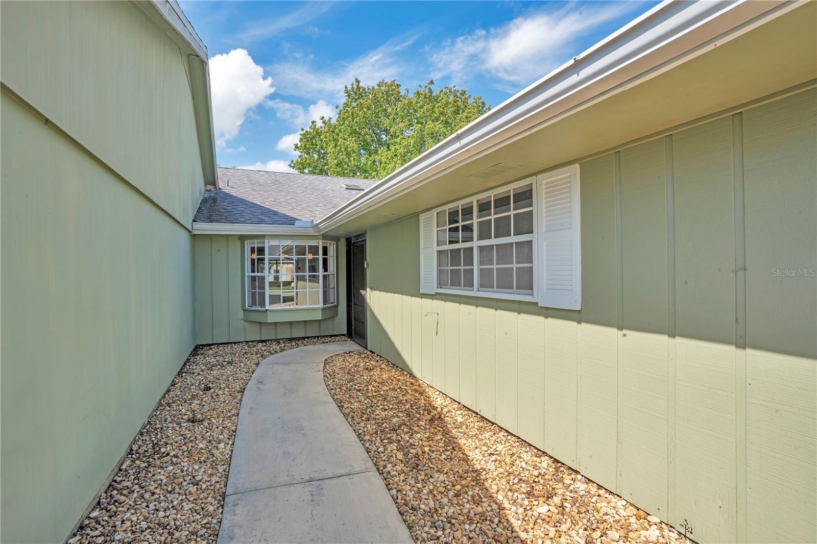 16 EAGLE LN, NEW SMYRNA BEACH, FL, 32168