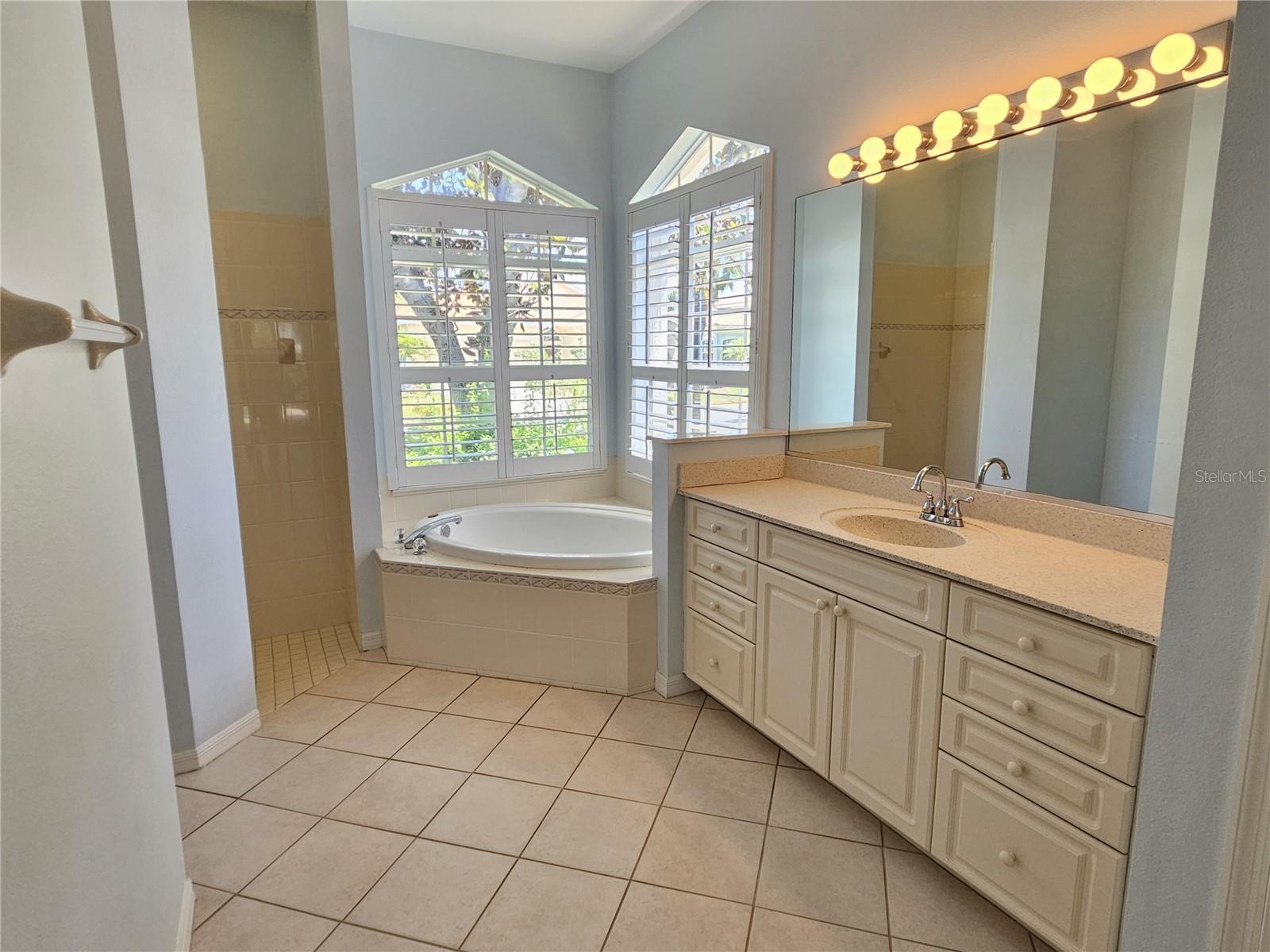 330 RIO TERRA, VENICE, FL, 34285