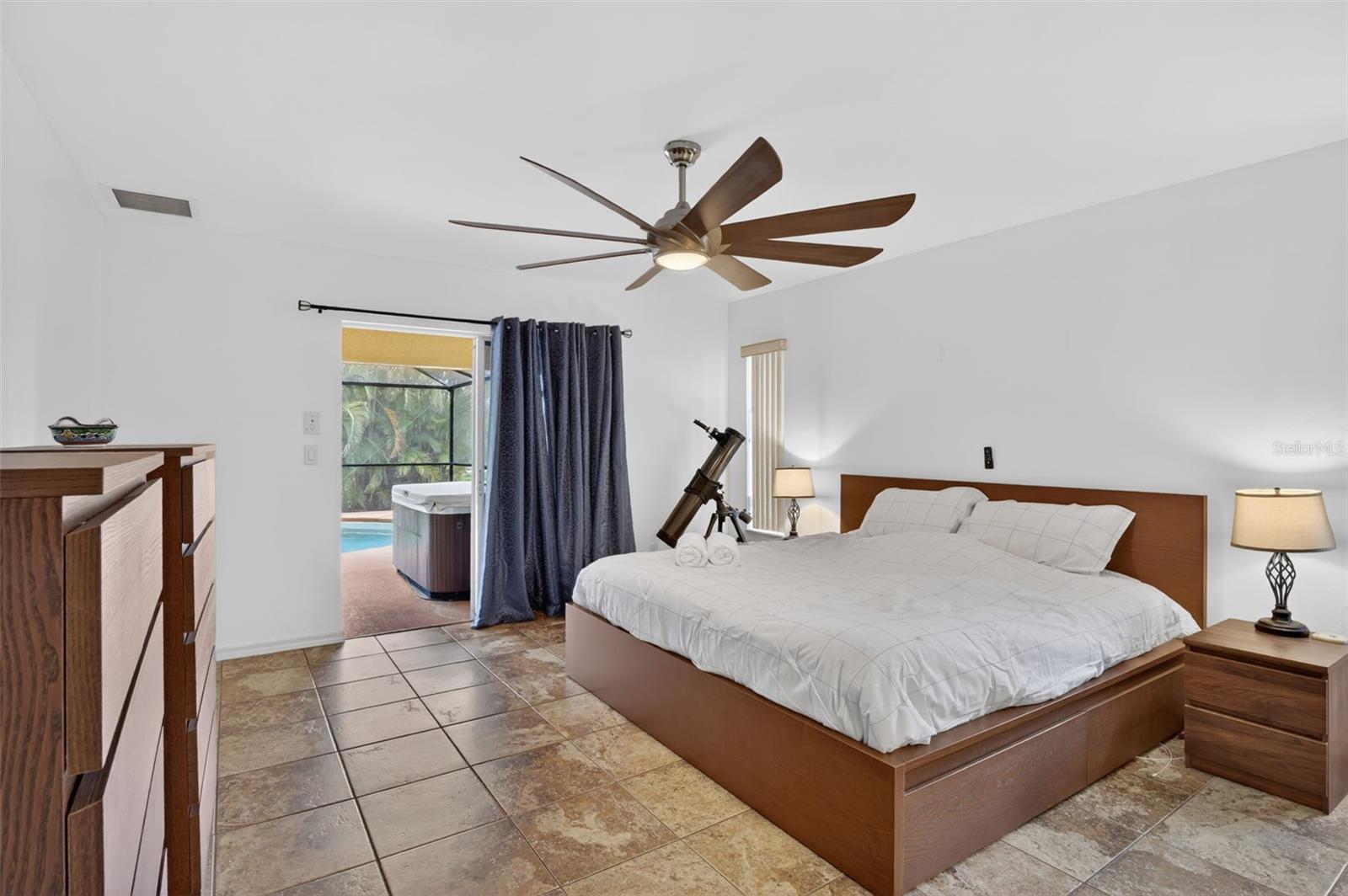 3809 AGUALINDA BLVD, CAPE CORAL, FL, 33914