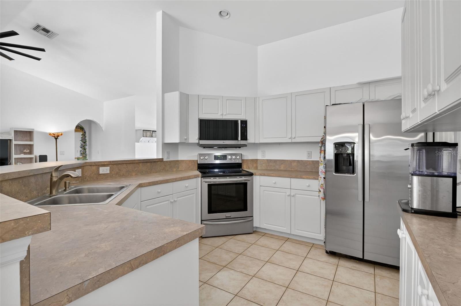 3809 AGUALINDA BLVD, CAPE CORAL, FL, 33914