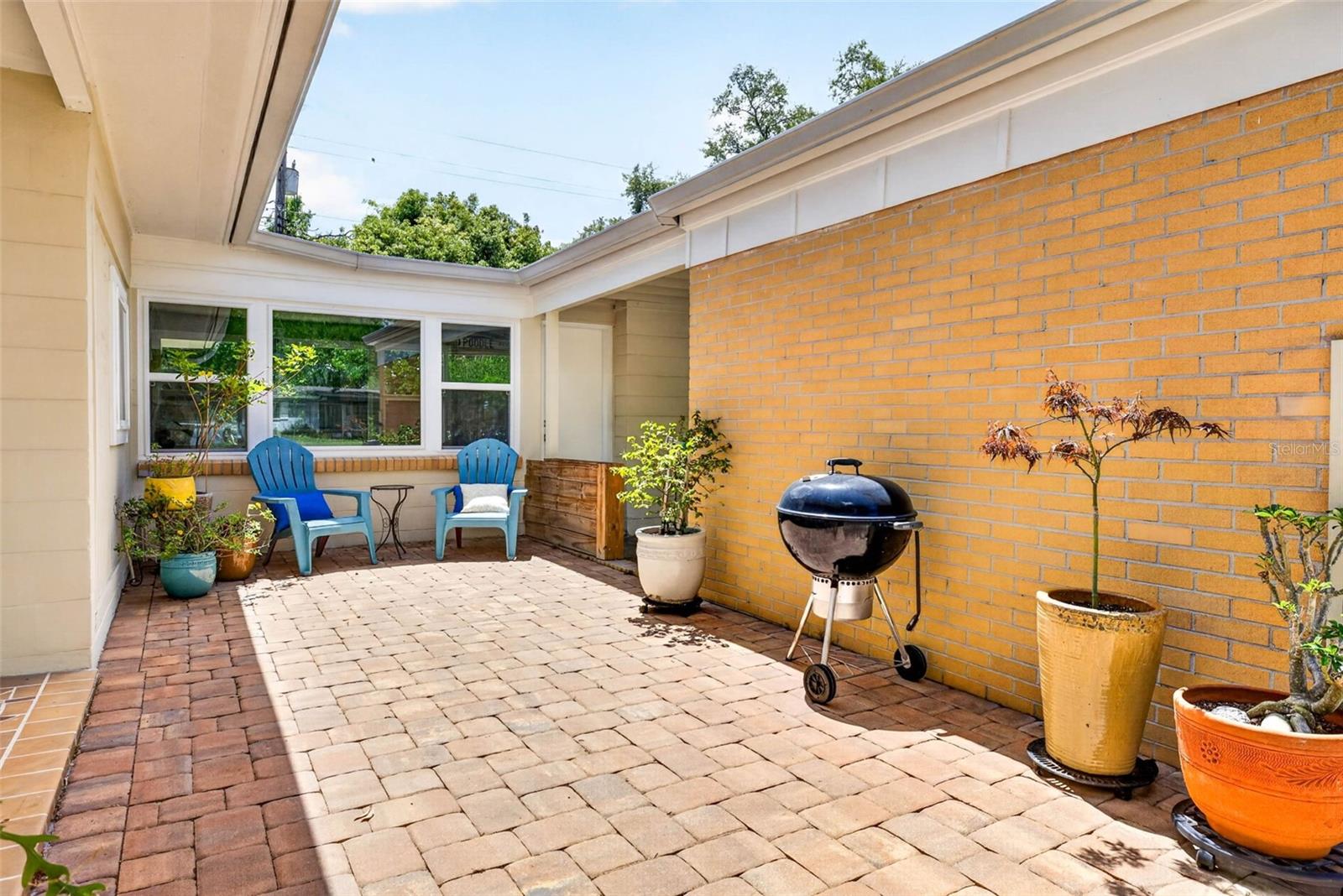 515 BROXBURN AVE, TEMPLE TERRACE, FL, 33617