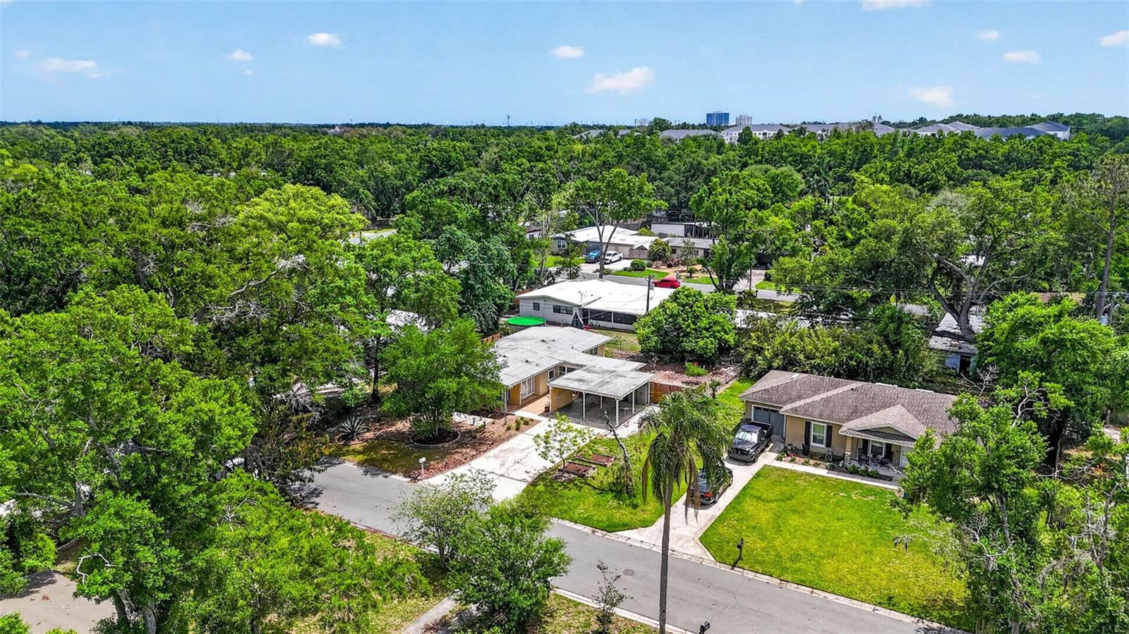 515 BROXBURN AVE, TEMPLE TERRACE, FL, 33617